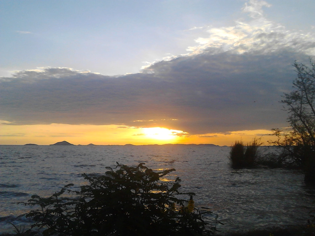 Lake Victoria, Sunset